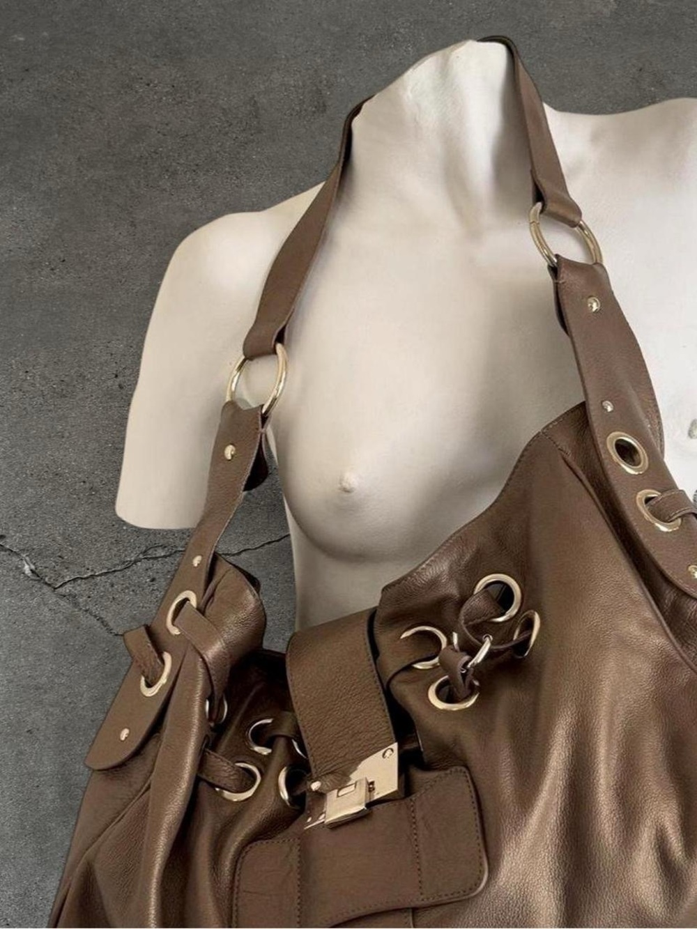 Vintage Brown Leather Shoulder Bag - Picture 4 of 7